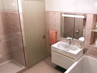 Плитка для ванной комнаты купить в Москве с доставкой