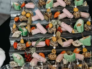 Банкет на свадьбу,кейтеринг и фуршет для свадеб в Москве