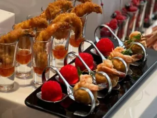 Фуршет в Москве, организация и проведение фуршетов